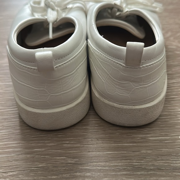 Vionic Winny Sneaker Size 10 - Picture 3 of 6